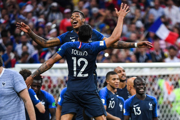 在现代足坛 在现代足坛