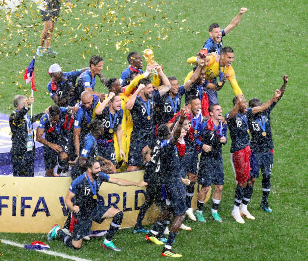 这两处乱葬 这两处乱葬