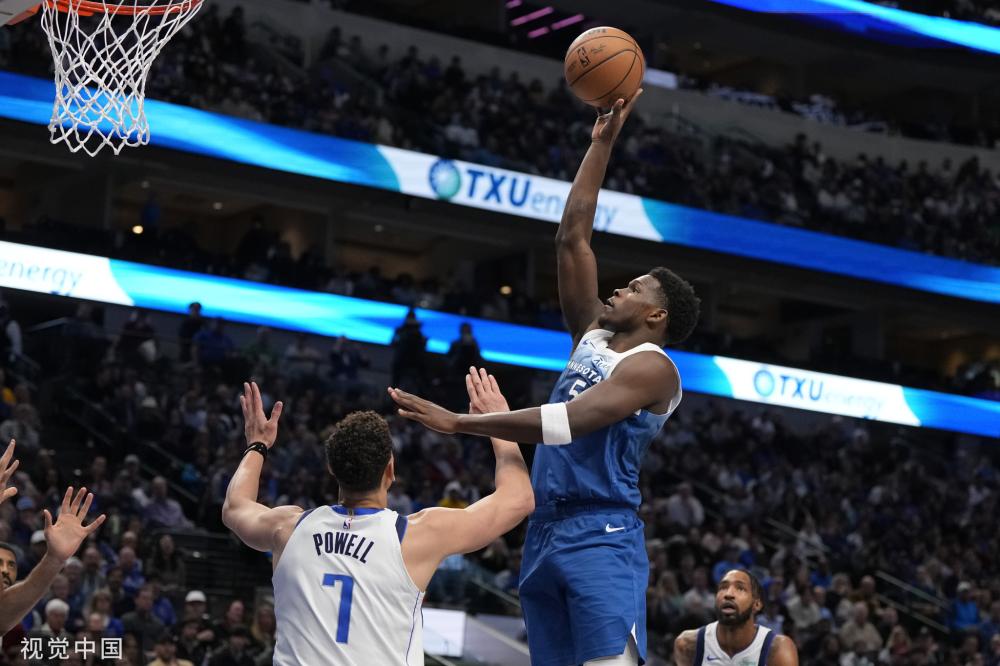 則使得他在 則使得他在