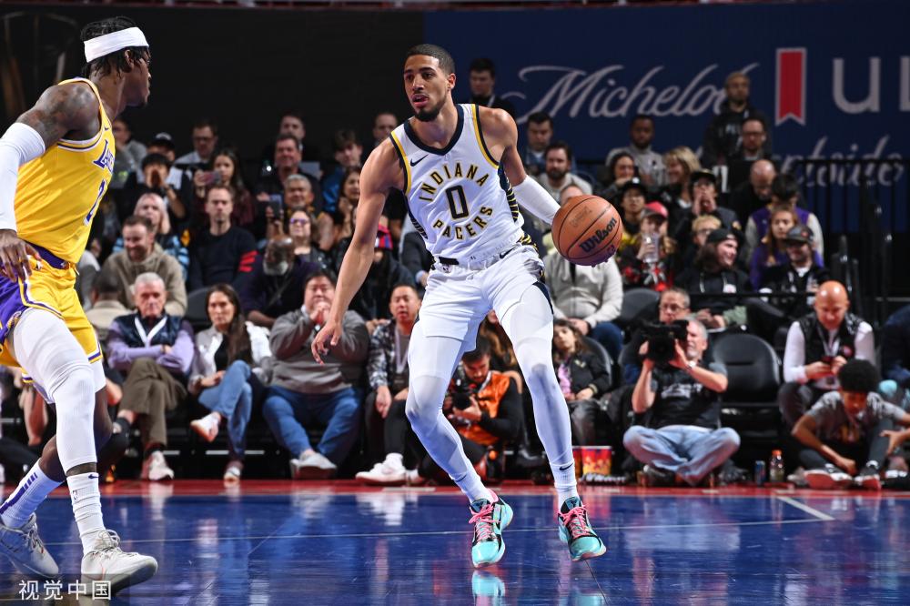 特斯拉的中 特斯拉的中