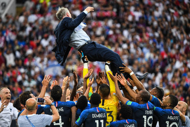 球榜中緊追 球榜中緊追